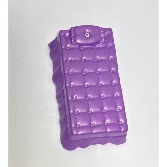 Miniature Vintage Purple Doll Bed Plastic Bedframe 3.5" - Picture 5 of 6